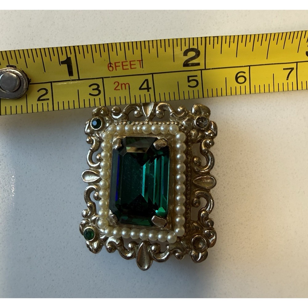 Vintage Signed Coro Rectangular & Round Green Rhinestone Gold Tone Brooch Pin - Picture 5 of 6